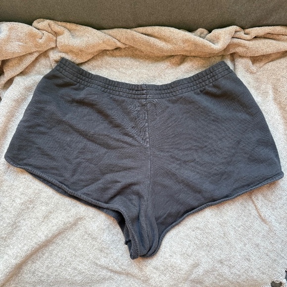 Madewell MWL Curved-Hem Sweatshorts size M - Picture 4 of 8